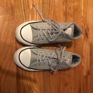 Converse chuck taylor all star mid top sneakers
